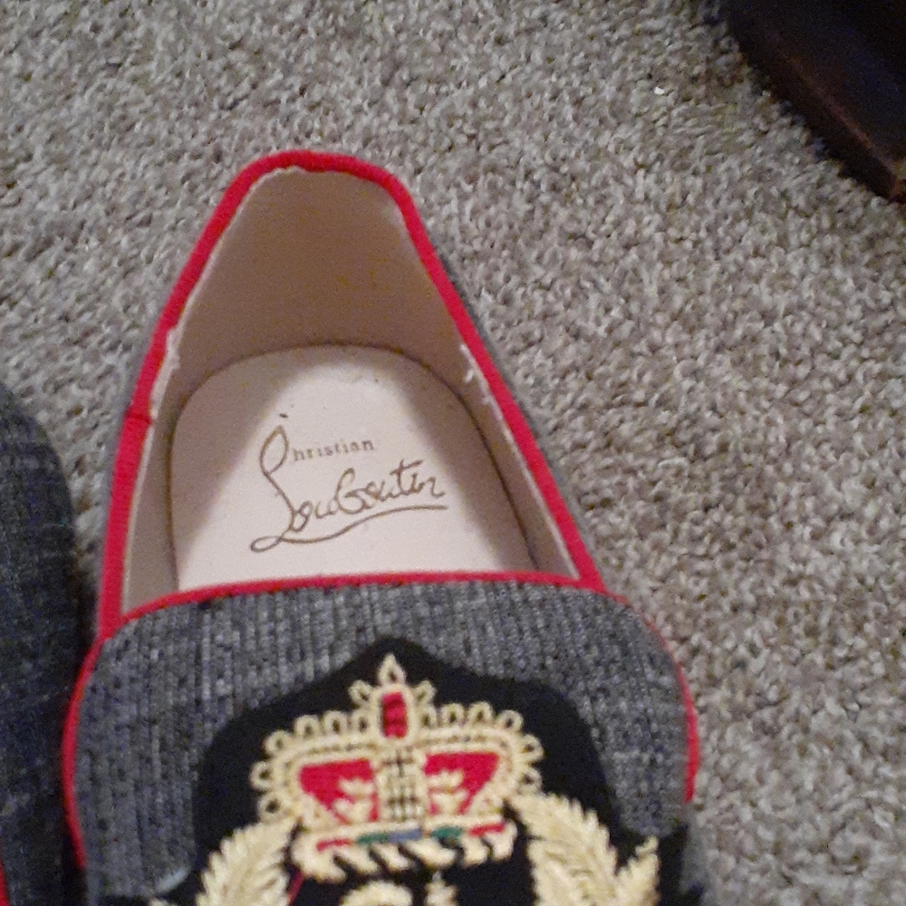 Shoes - Picture 4 of 9